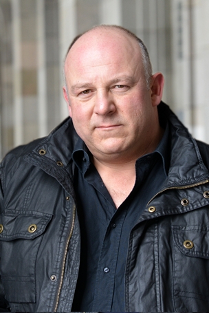 Franco Maiorano ist Sänger der Deutschrock-Band FREIFLUG Franco Maiorano ist Sänger der Deutschrock-Band FREIFLUG
